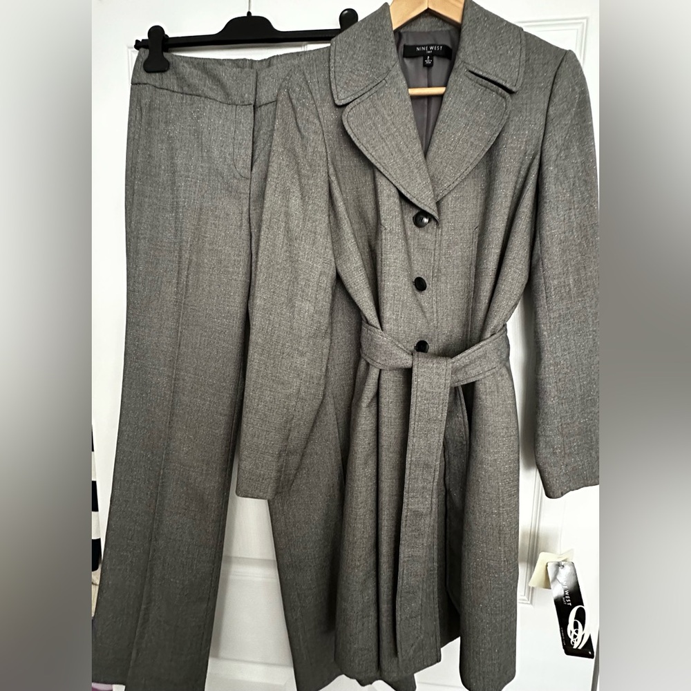 Nine West Charcoal Pantsuit NWT Size 2